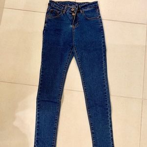 Skinny jeans in blue